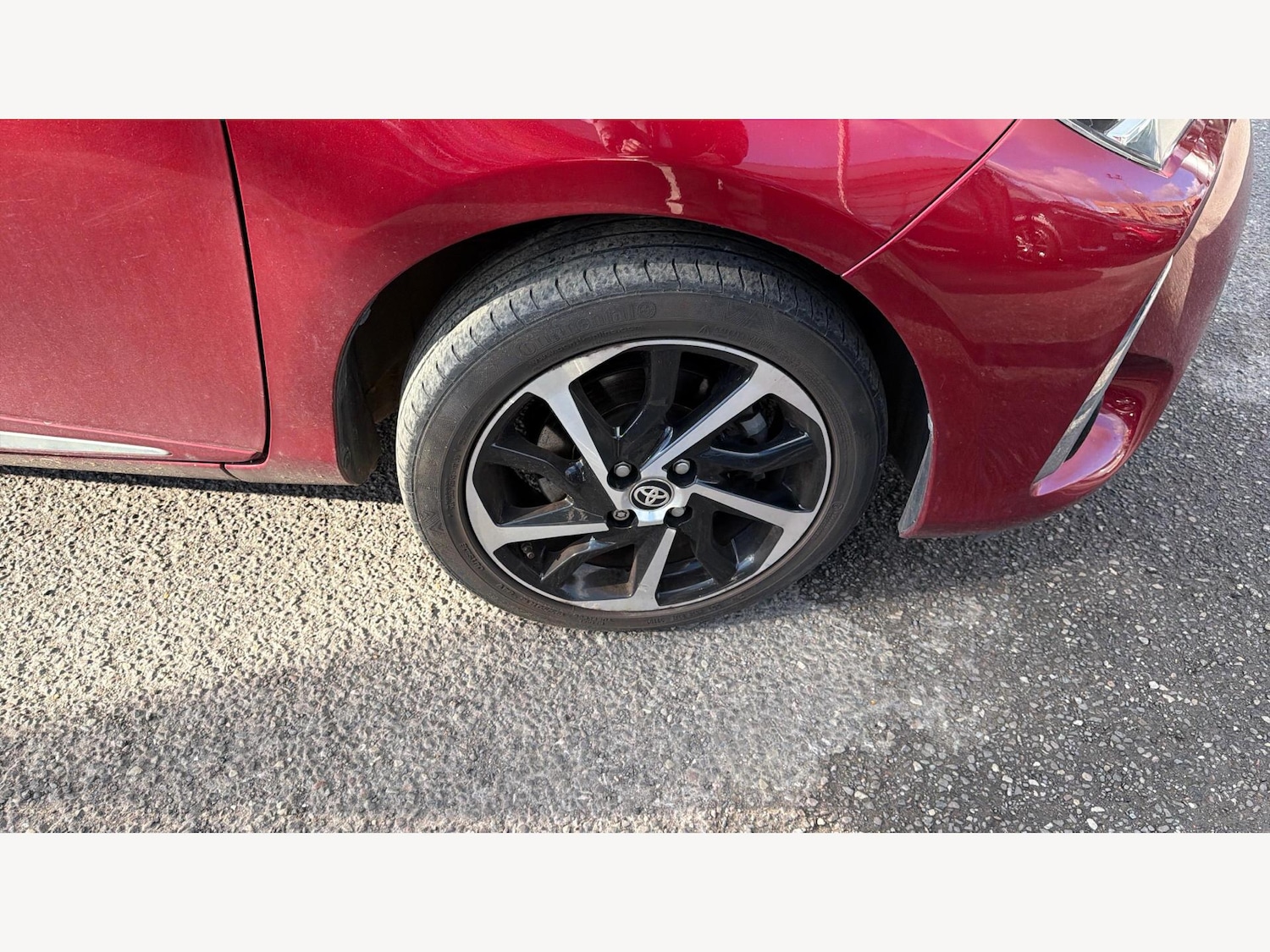 Used Toyota Yaris 2019 for sale - 77625745: Photo 30