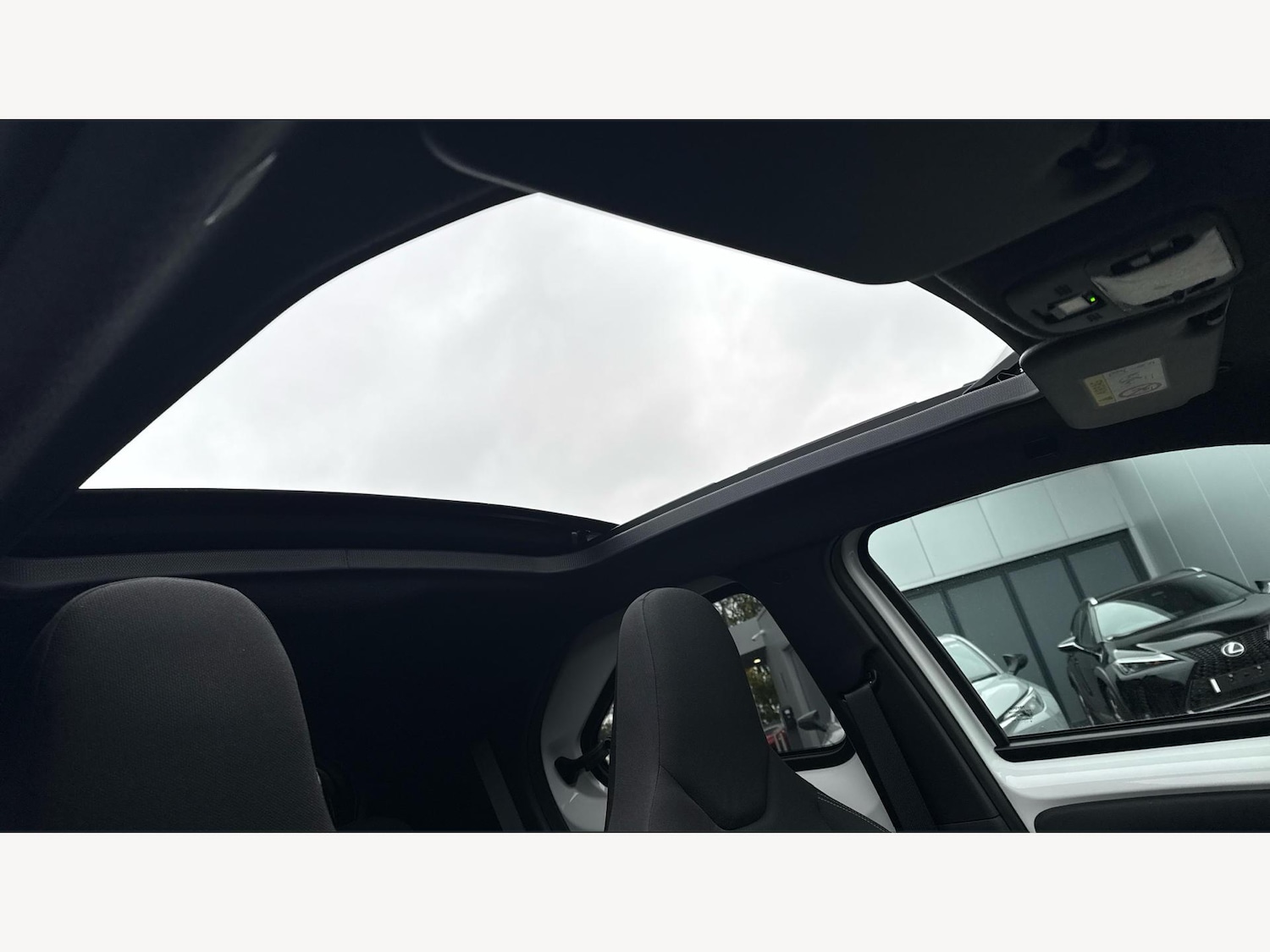 Used Toyota Aygo X 2024 for sale - 77143750: Photo 30