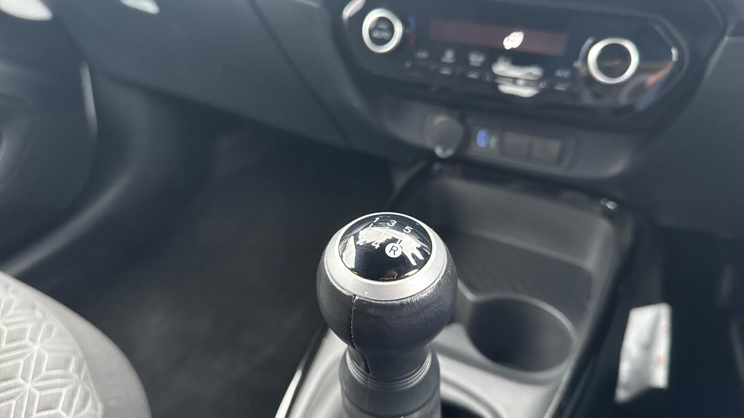 Used Toyota Aygo X 2024 for sale - 77143750: Photo 42