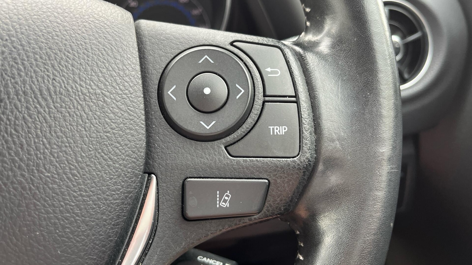 Used Toyota Auris 2017 for sale - 76399064: Photo 36