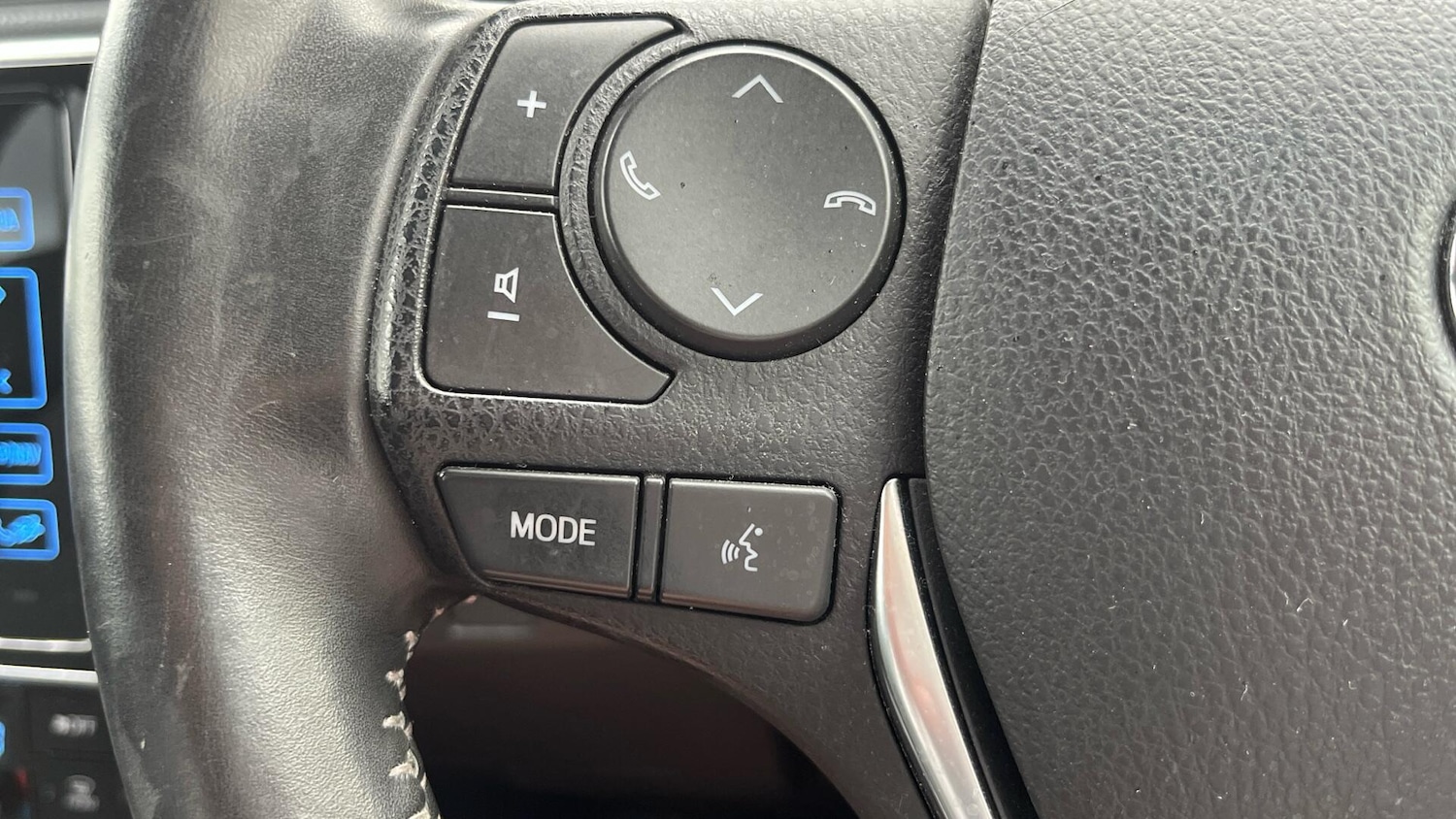 Used Toyota Auris 2017 for sale - 76399064: Photo 37