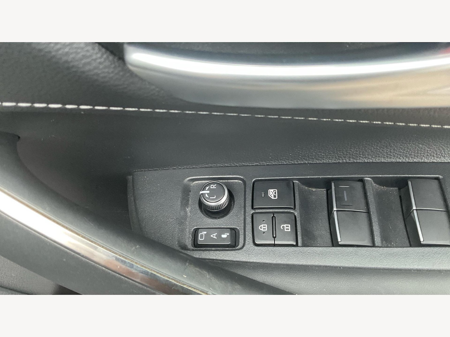 Used Toyota Corolla 2023 for sale - 76702210: Photo 24