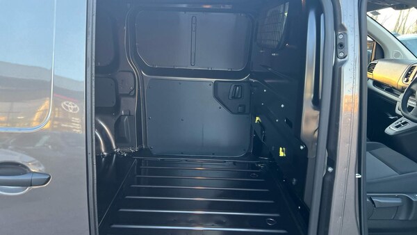 Used Toyota ProAce 2023 for sale - 75519524: Photo 38