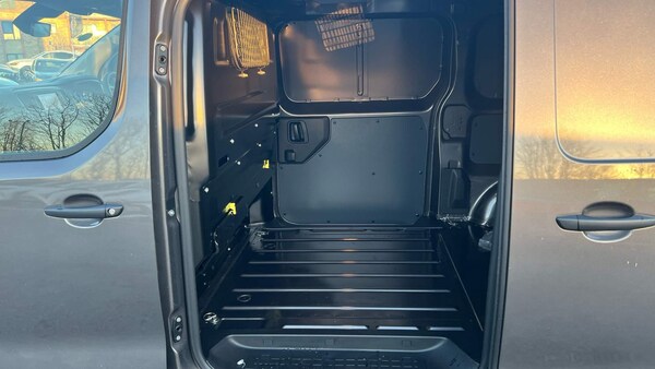 Used Toyota ProAce 2023 for sale - 75519524: Photo 39