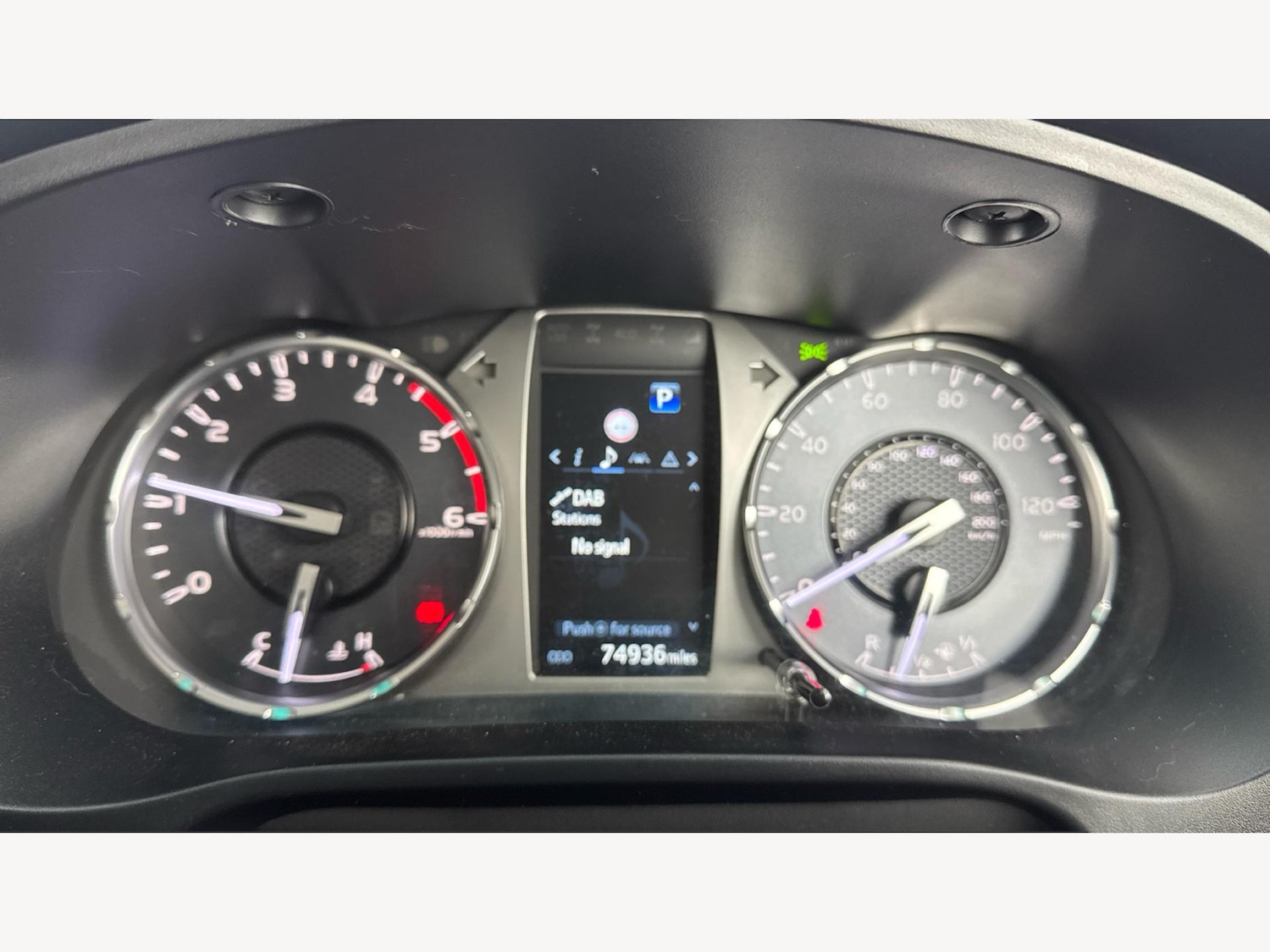 Used Toyota Hilux 2022 for sale - 76976516: Photo 11