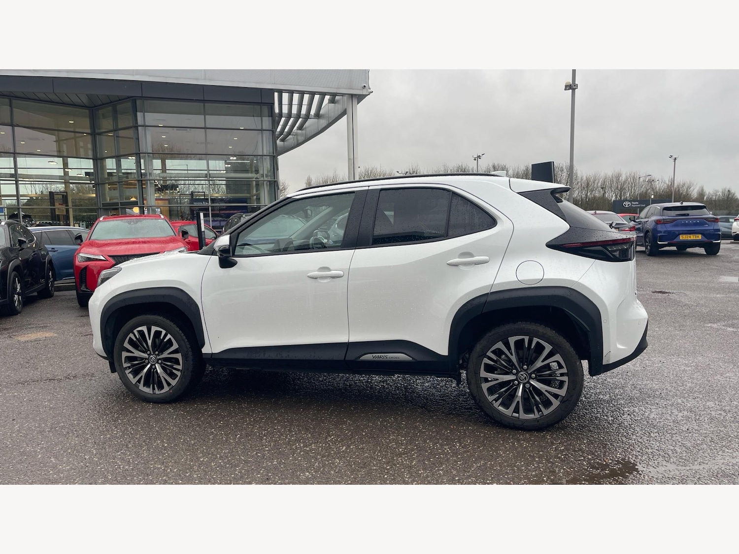 Used Toyota Yaris Cross 2024 for sale - 76952790: Photo 19