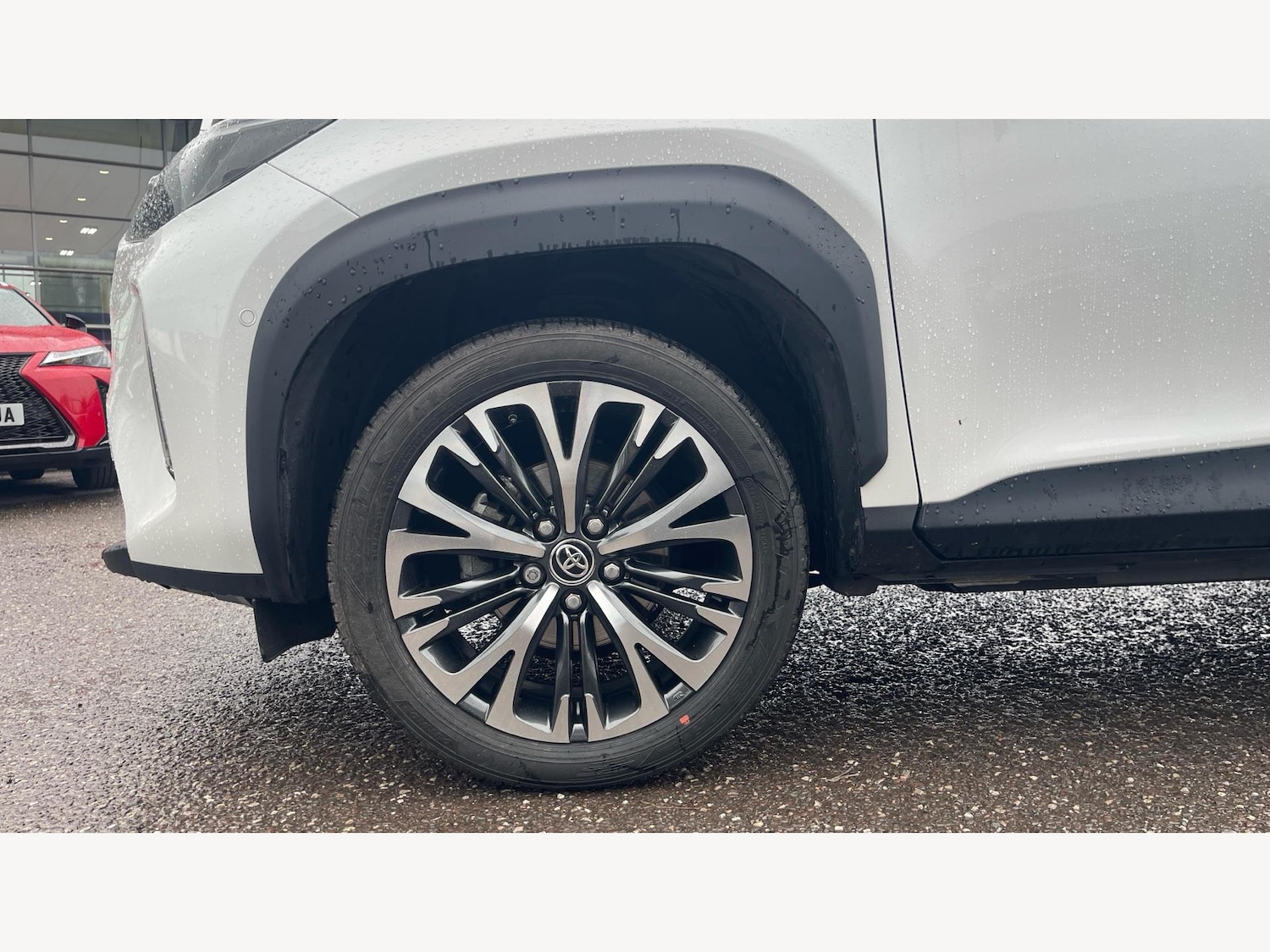 Used Toyota Yaris Cross 2024 for sale - 76952790: Photo 20