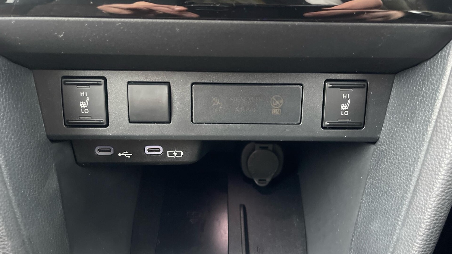 Used Toyota Yaris Cross 2024 for sale - 76952790: Photo 36