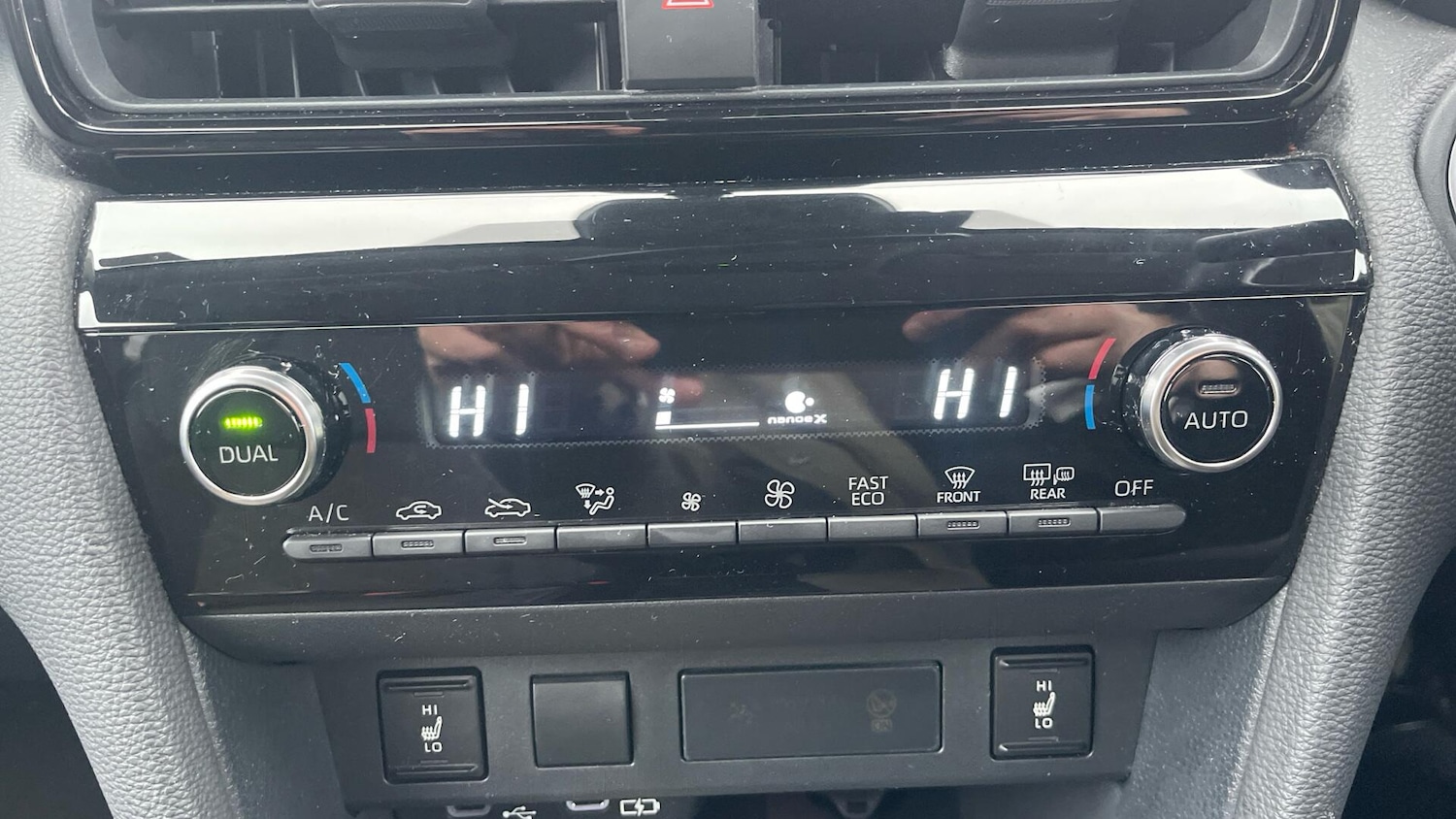 Used Toyota Yaris Cross 2024 for sale - 76952790: Photo 37