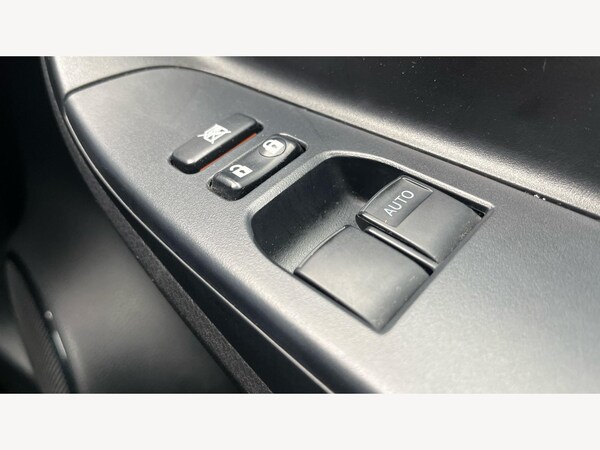 Used Toyota Yaris 2019 for sale - 76259437: Photo 32