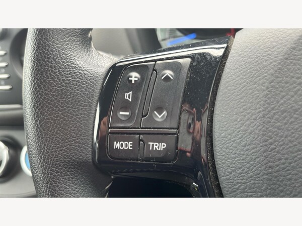 Used Toyota Yaris 2019 for sale - 76259437: Photo 34