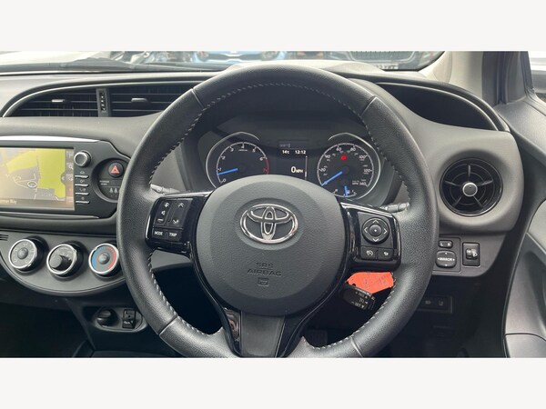 Used Toyota Yaris 2019 for sale - 76259437: Photo 8