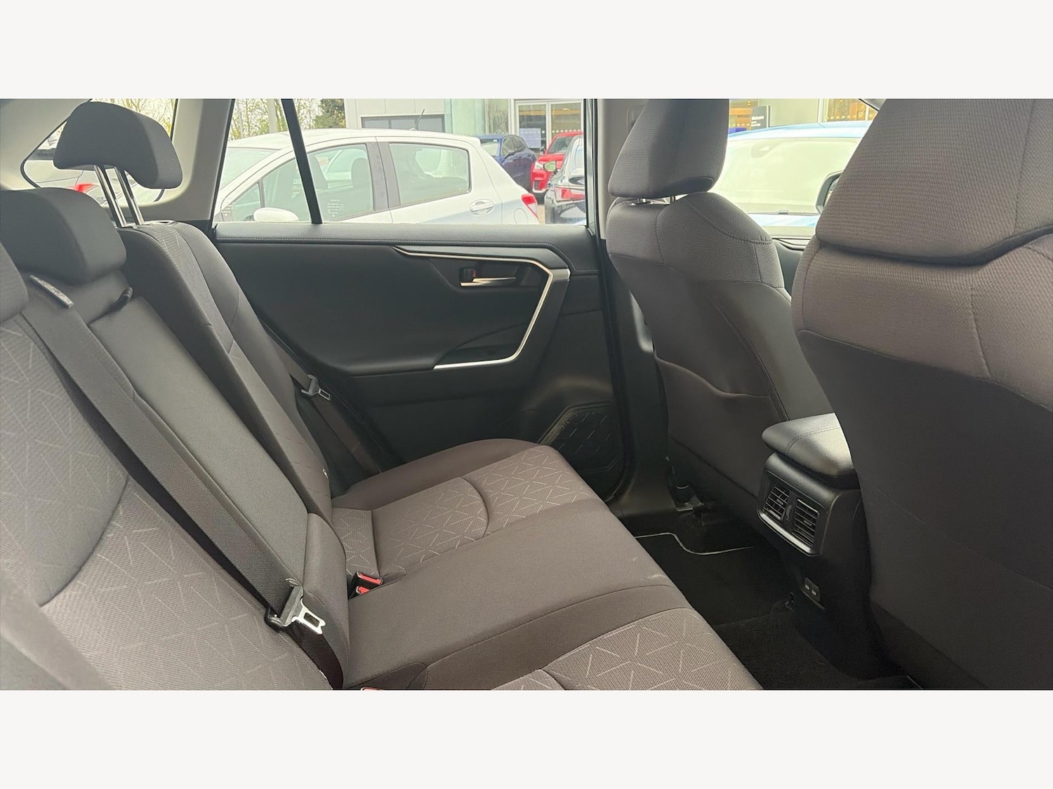 Used Toyota RAV4 2022 for sale - 76701968: Photo 14