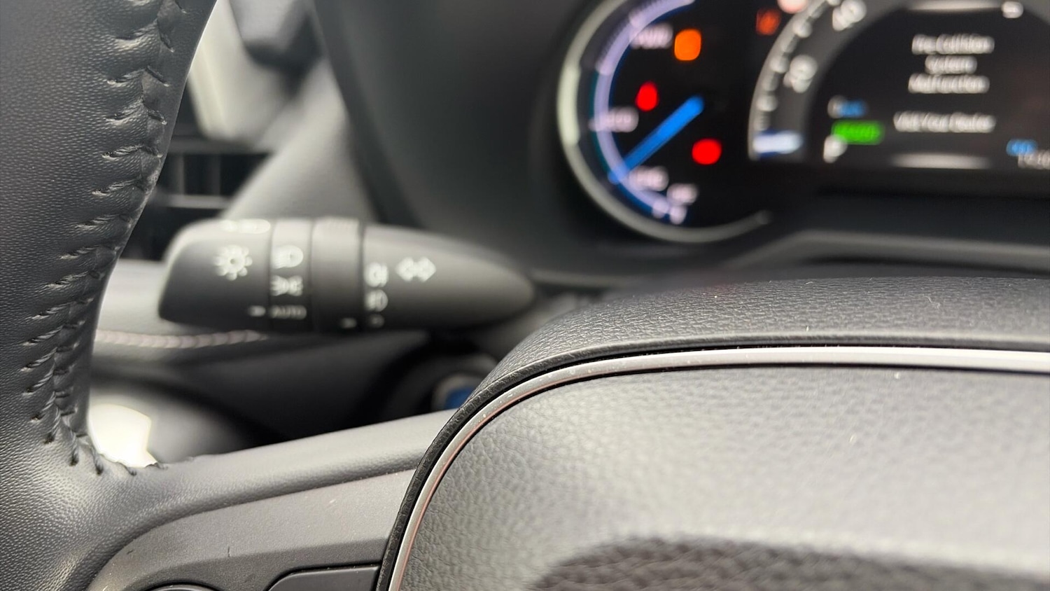 Used Toyota RAV4 2022 for sale - 76701968: Photo 39