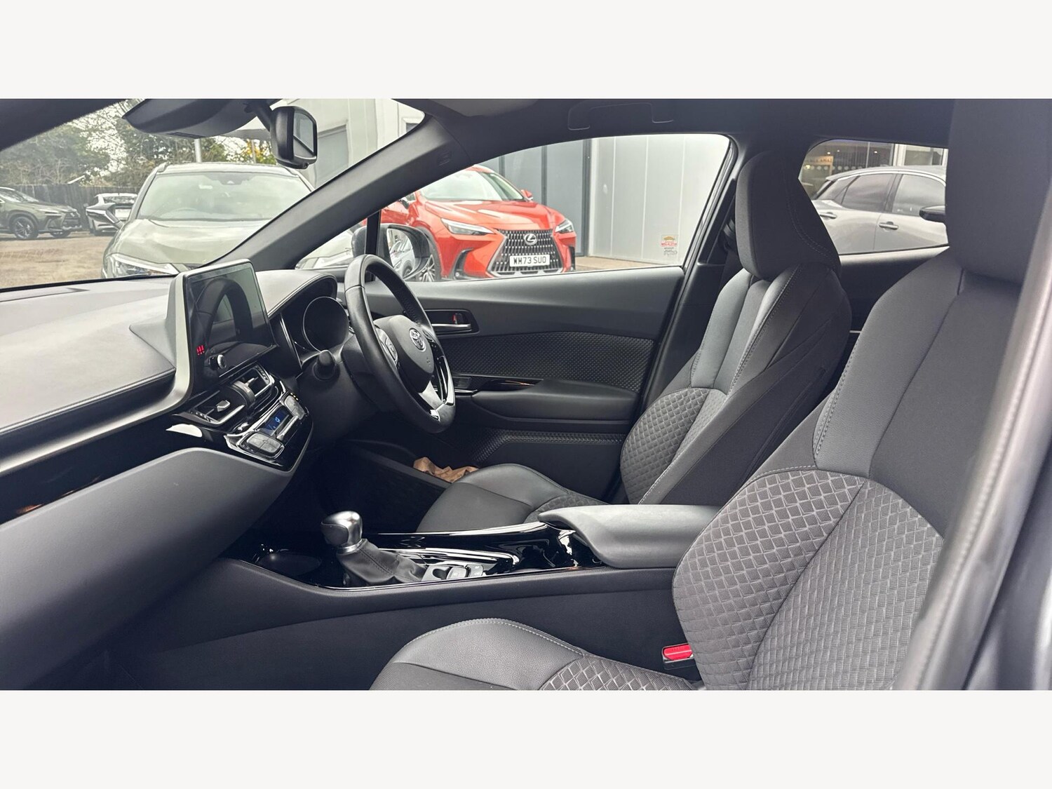 Used Toyota C-HR 2022 for sale - 76645390: Photo 12