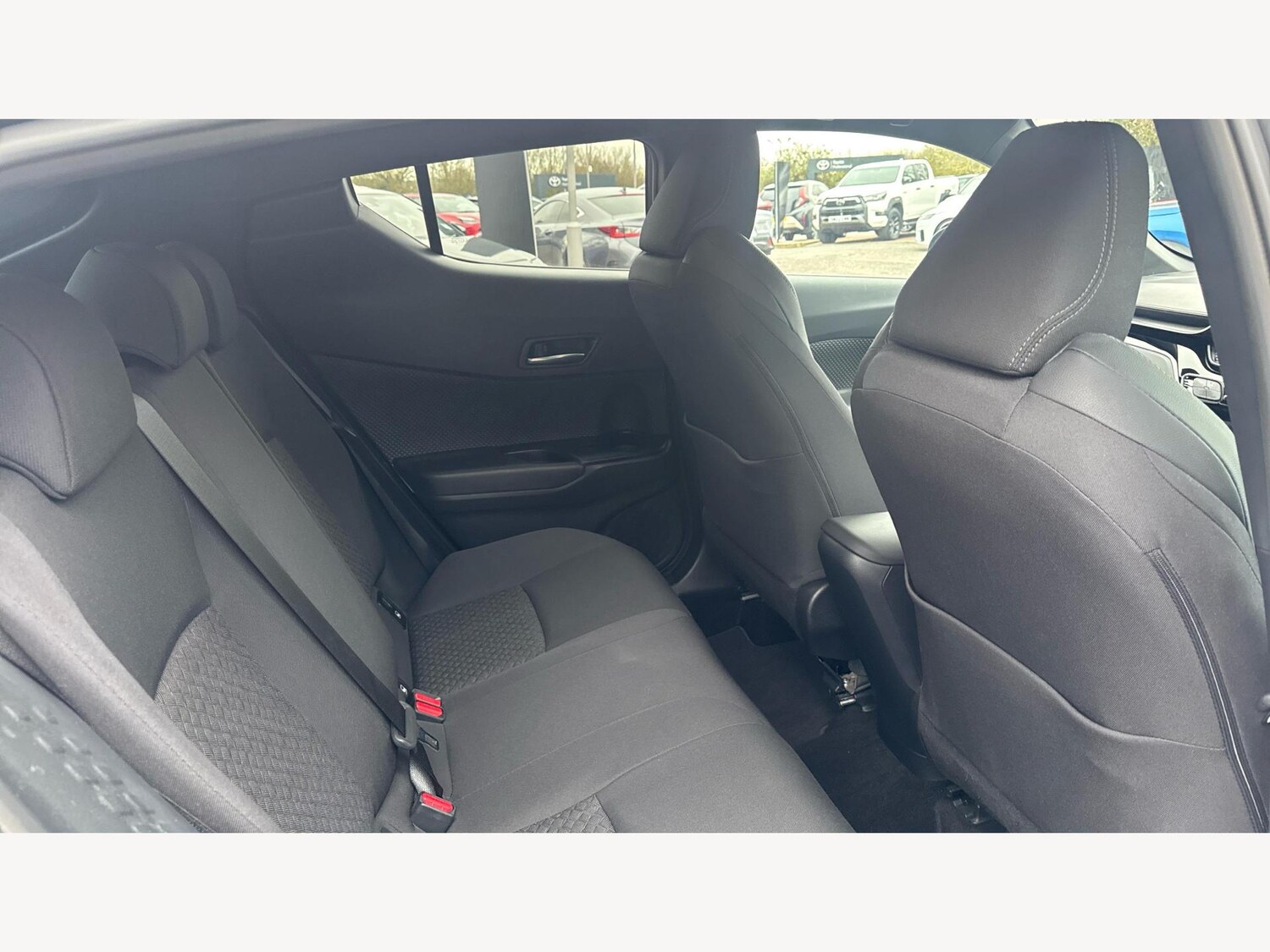 Used Toyota C-HR 2022 for sale - 76645390: Photo 14