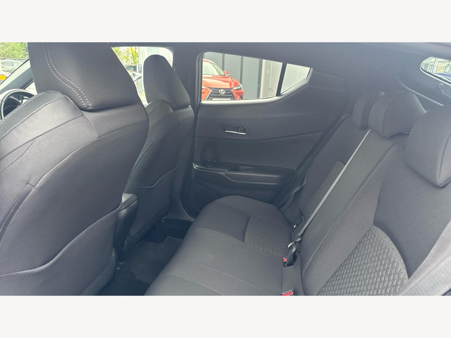 Used Toyota C-HR 2022 for sale - 76645390: Photo 15