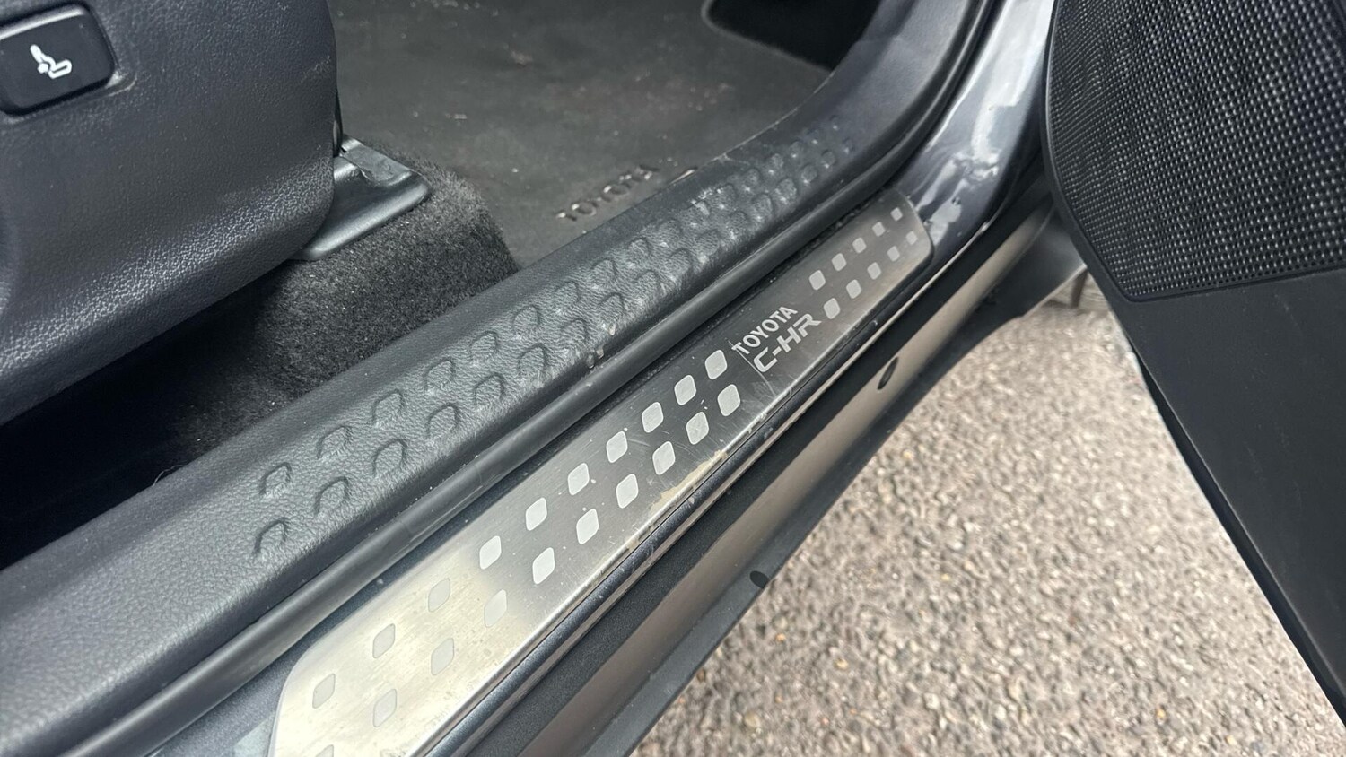 Used Toyota C-HR 2022 for sale - 76645390: Photo 33