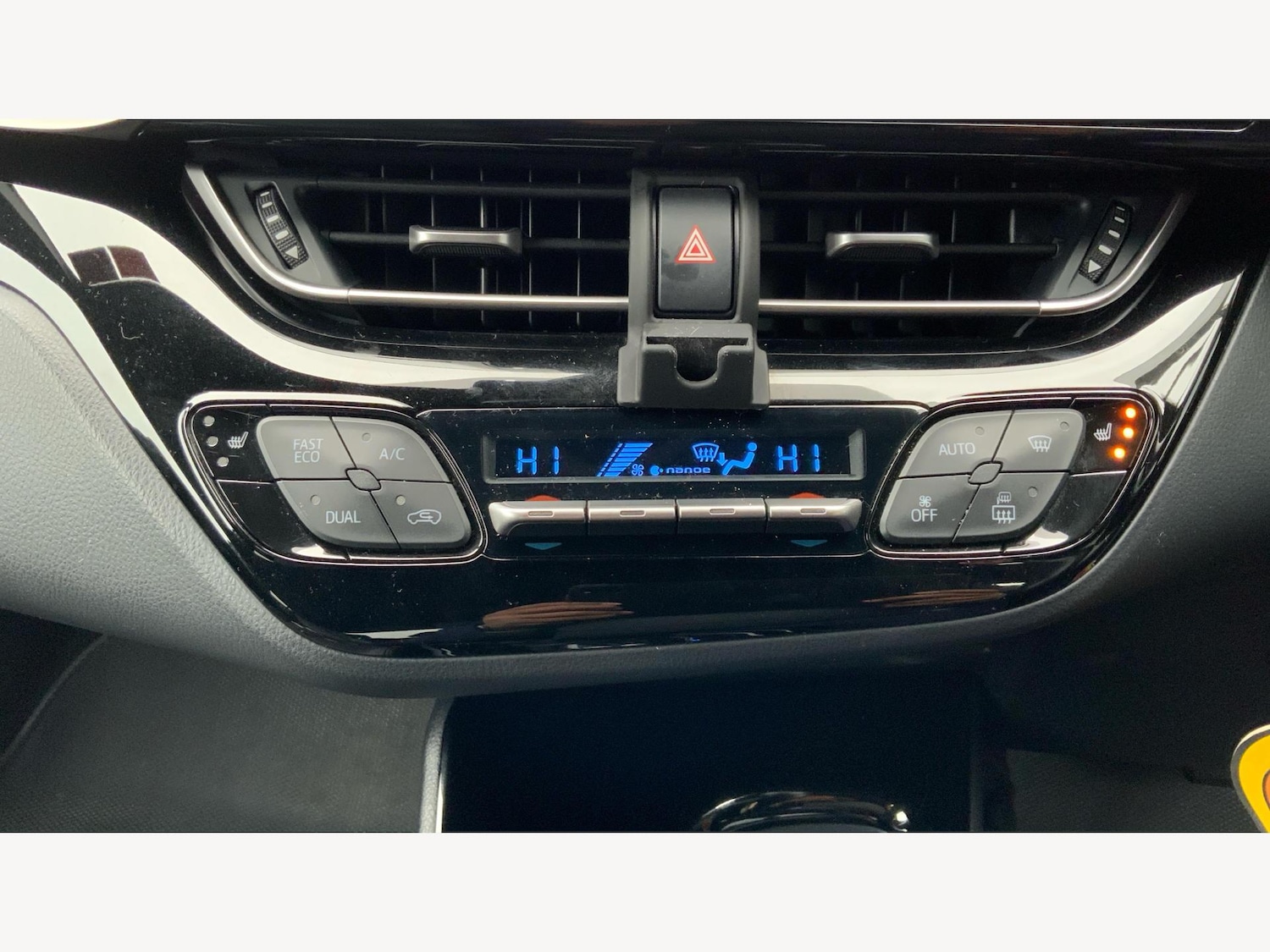 Used Toyota C-HR 2019 for sale - 76918606: Photo 27