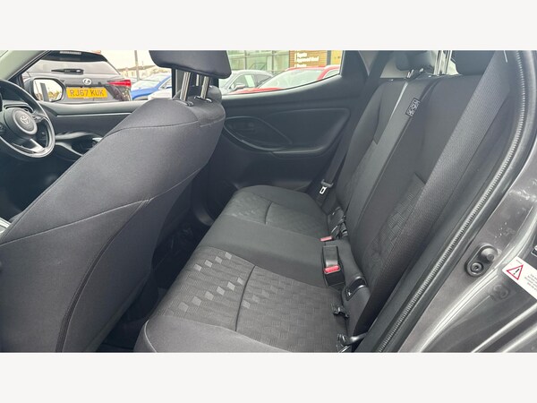 Used Toyota Yaris 2024 for sale - 76327067: Photo 15