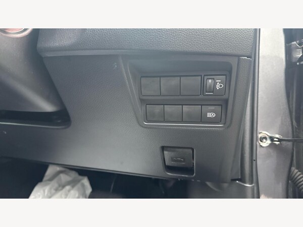 Used Toyota Yaris 2024 for sale - 76327067: Photo 29