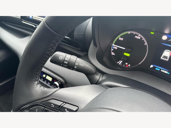 Used Toyota Yaris 2024 for sale - 76327067: Photo 33