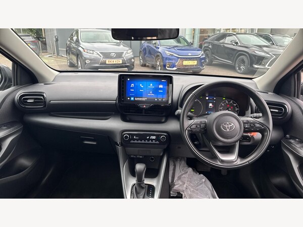 Used Toyota Yaris 2024 for sale - 76327067: Photo 7