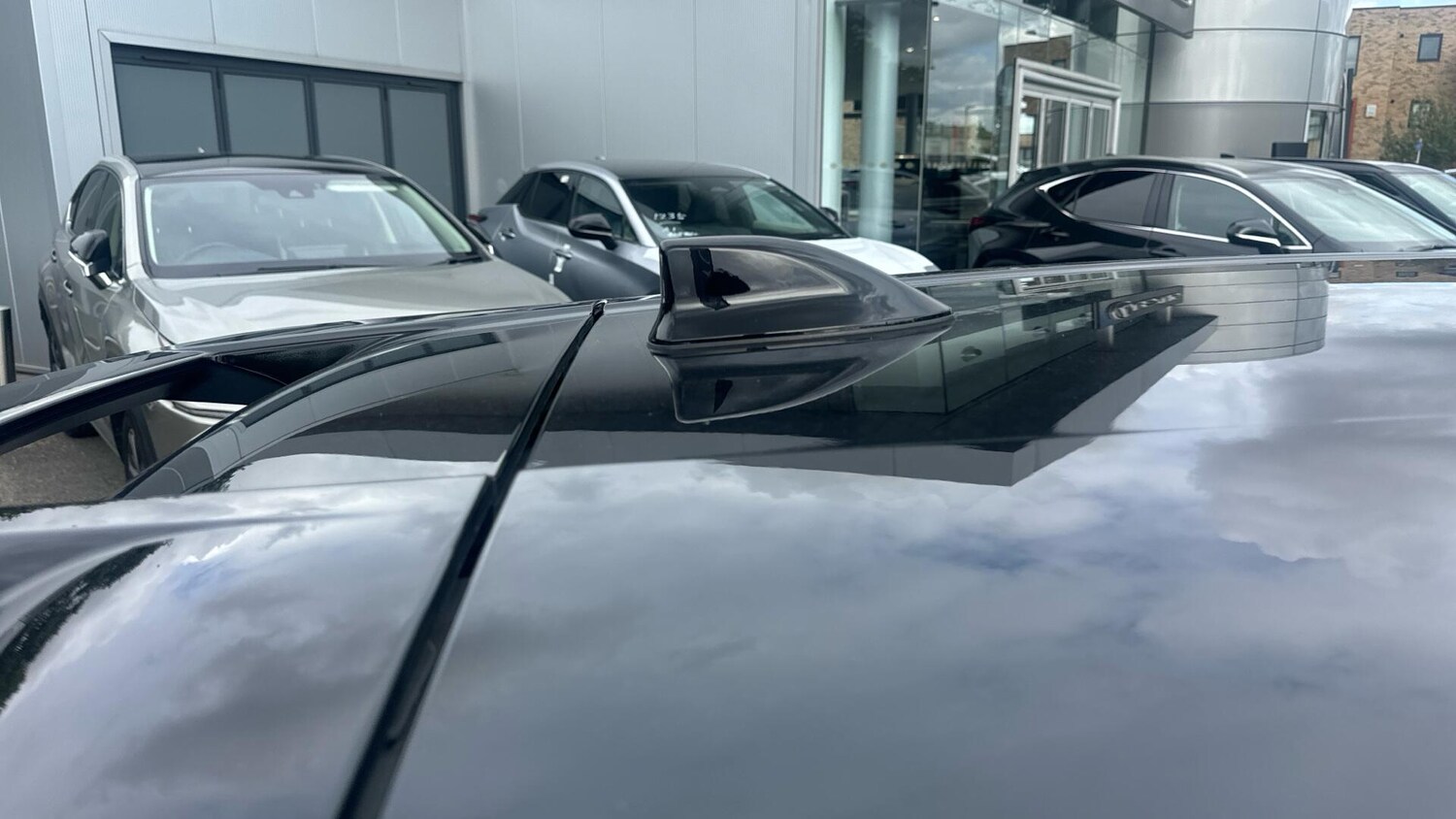 Used Toyota C-HR 2023 for sale - 76632738: Photo 34