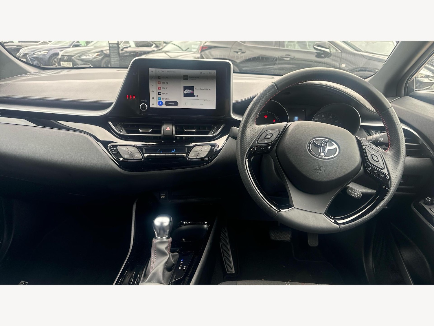 Used Toyota C-HR 2023 for sale - 76632738: Photo 7