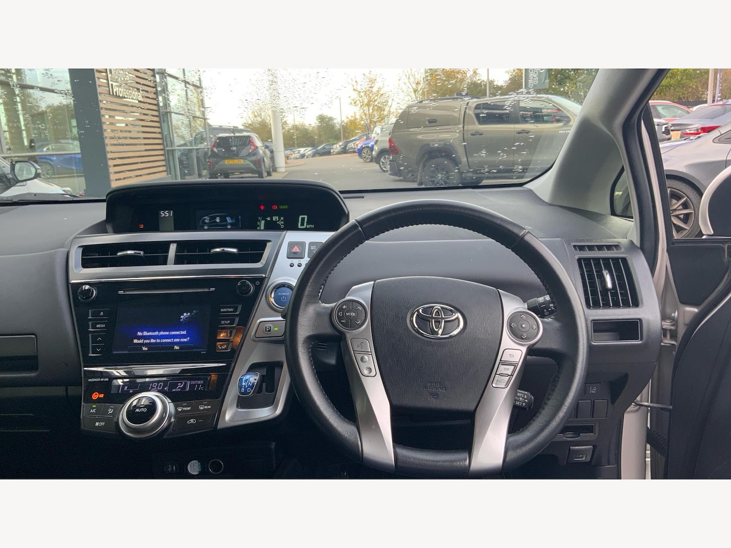 Used Toyota Prius+ 2019 for sale - 76337039: Photo 8