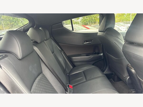 Used Toyota C-HR 2018 for sale - 76326414: Photo 14