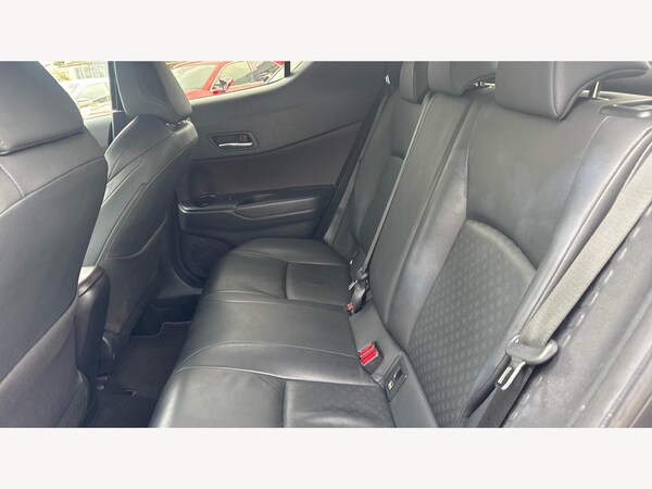 Used Toyota C-HR 2018 for sale - 76326414: Photo 31