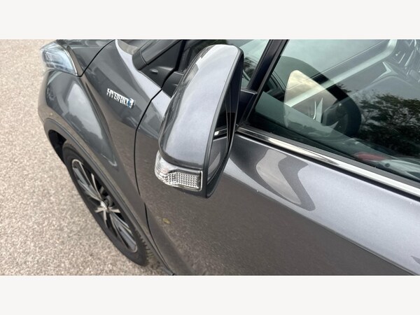 Used Toyota C-HR 2018 for sale - 76326414: Photo 32
