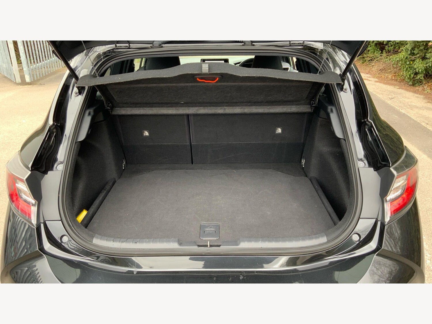 Used Toyota Corolla for sale - 77958385: Photo 16