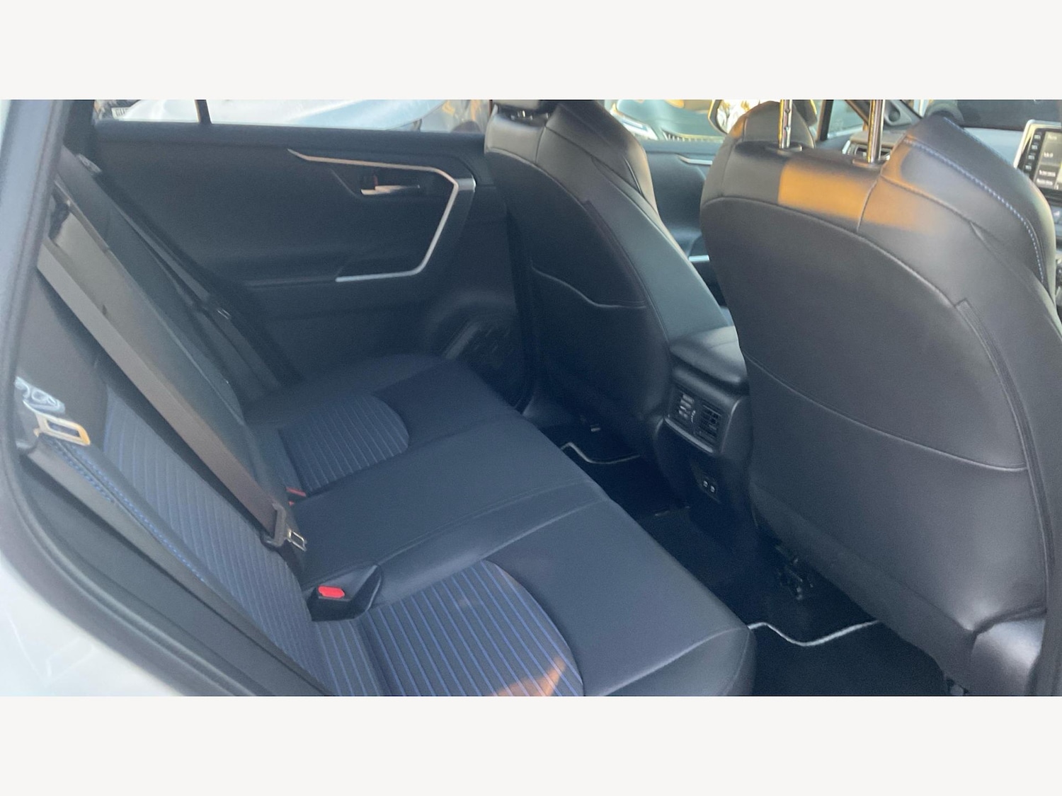 Used Toyota RAV4 2019 for sale - 77253851: Photo 14