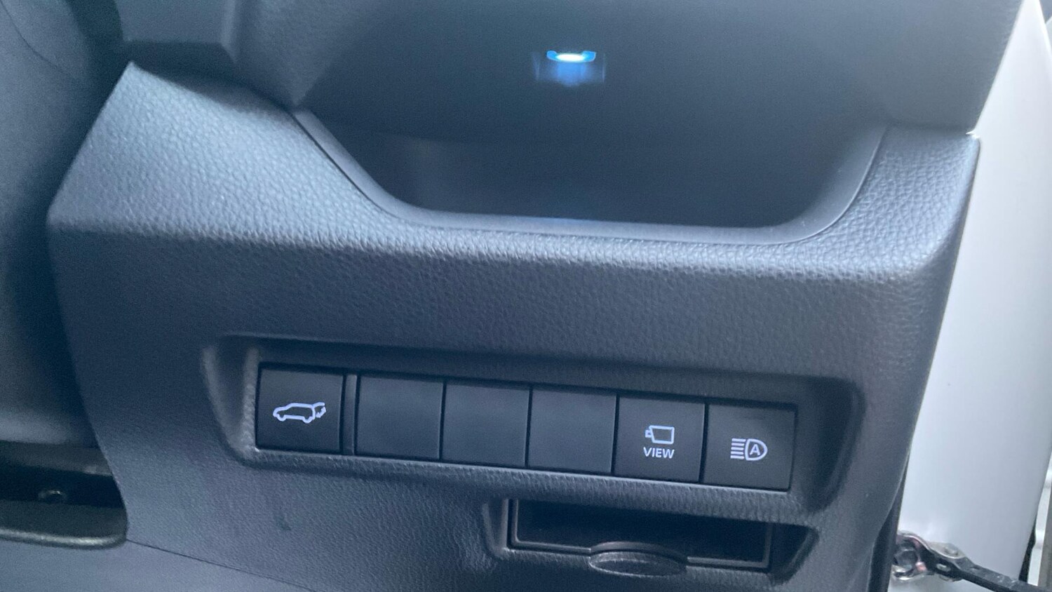 Used Toyota RAV4 2019 for sale - 77253851: Photo 34