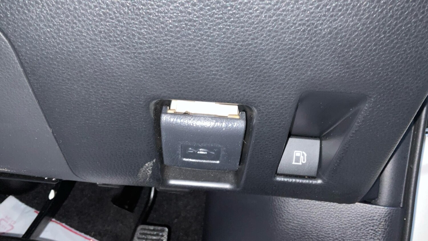 Used Toyota RAV4 2019 for sale - 77253851: Photo 35