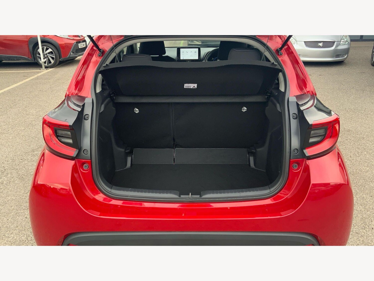 Used Toyota Yaris for sale - 77825167: Photo 16