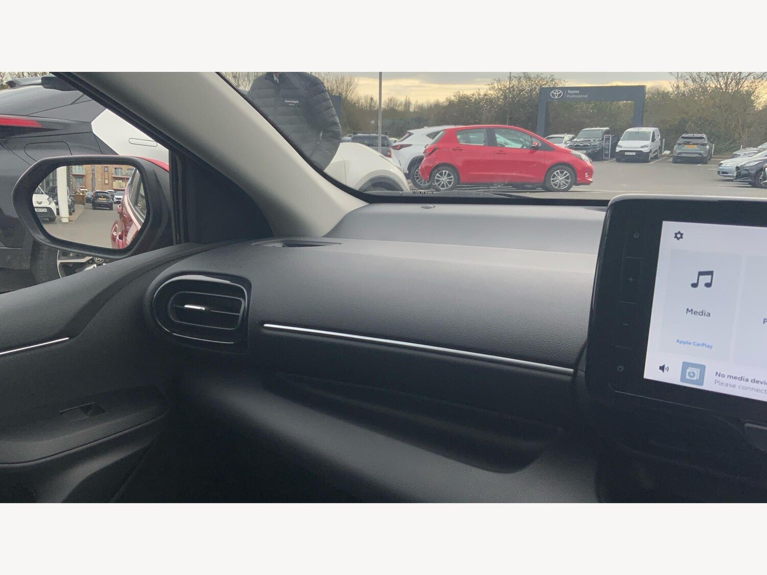 Used Toyota Yaris for sale - 77825167: Photo 22