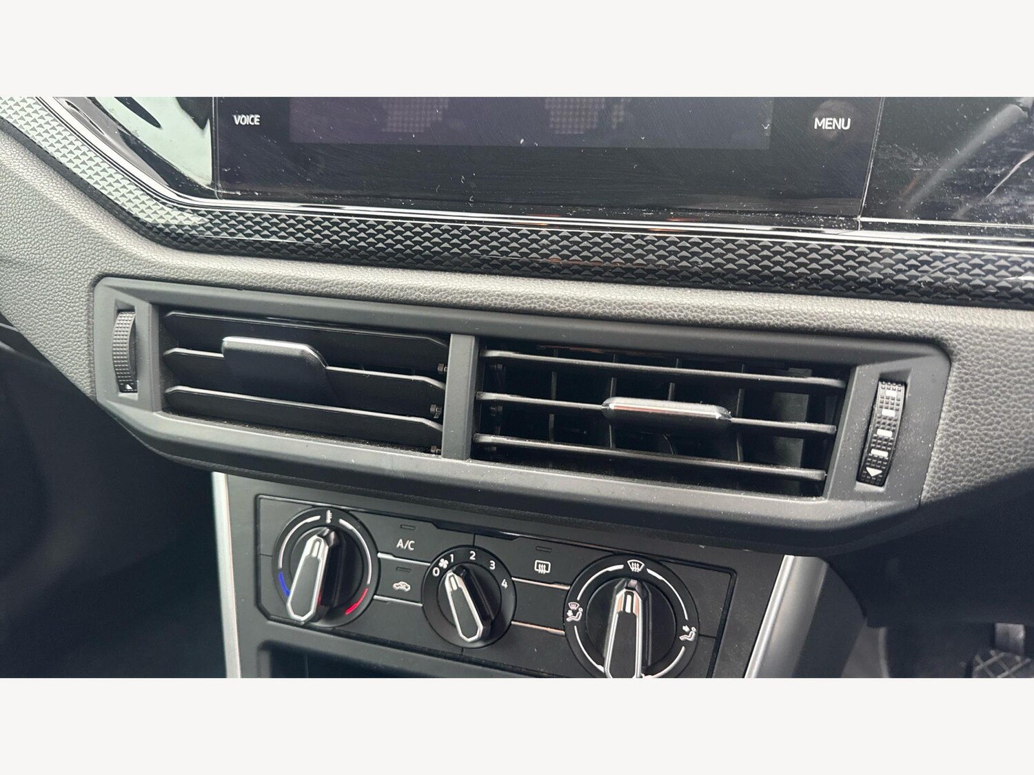 Used Volkswagen Polo 2022 for sale - 76597085: Photo 24