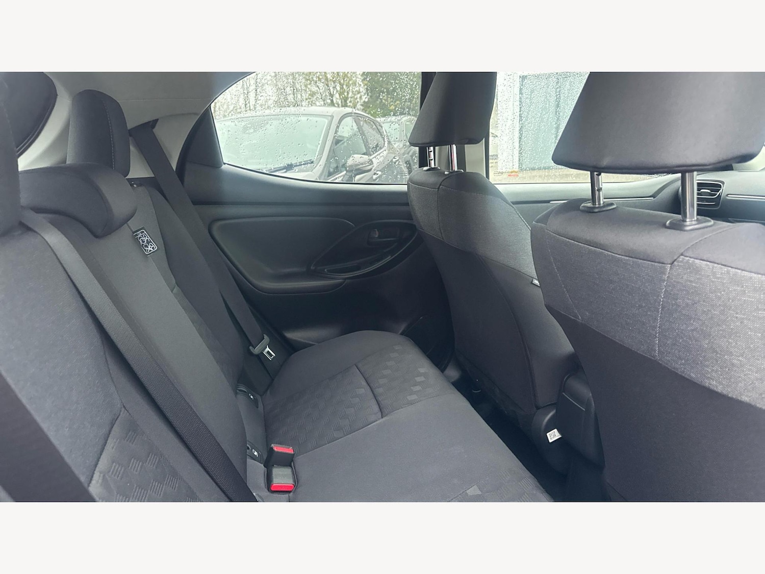 Used Toyota Yaris 2024 for sale - 76700654: Photo 14