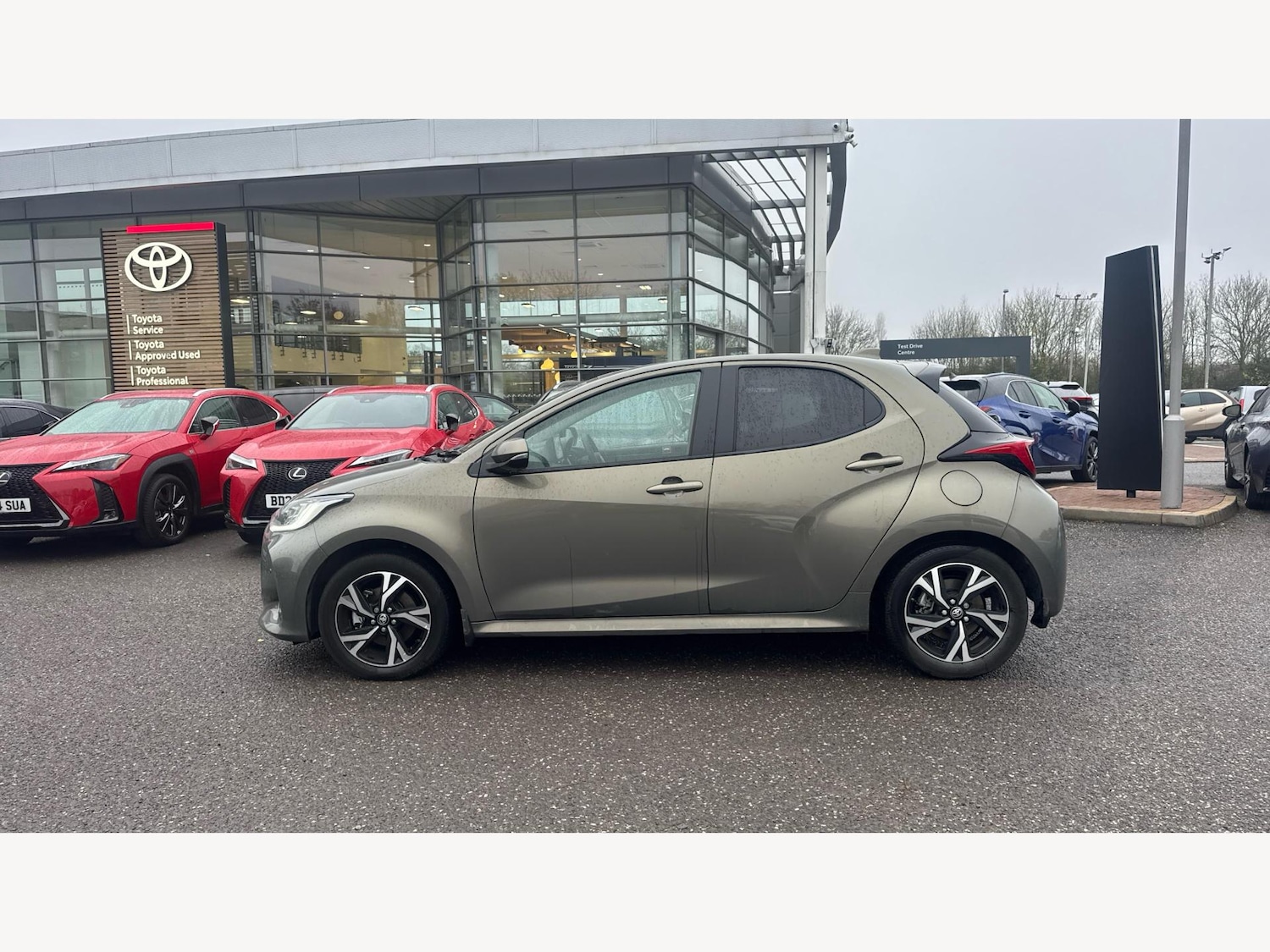 Used Toyota Yaris 2024 for sale - 76700654: Photo 19