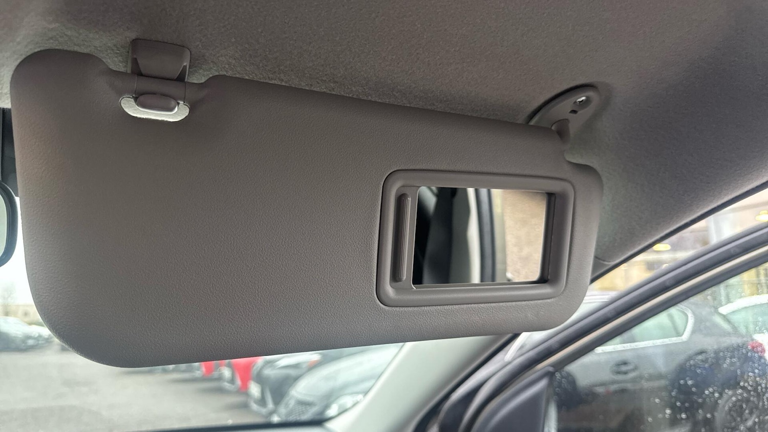 Used Toyota Yaris 2024 for sale - 76700654: Photo 35