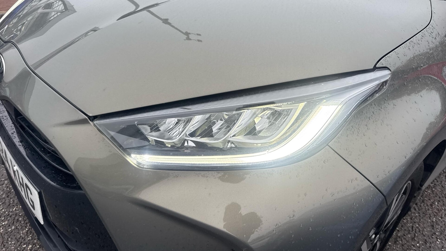 Used Toyota Yaris 2024 for sale - 76700654: Photo 39