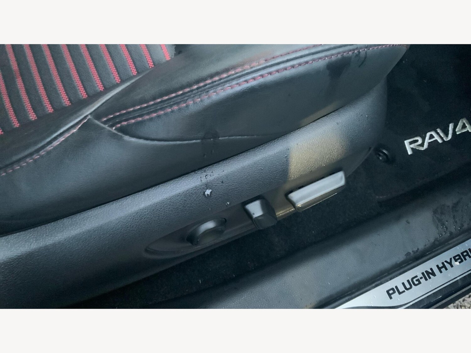 Used Toyota RAV4 2021 for sale - 76398770: Photo 26