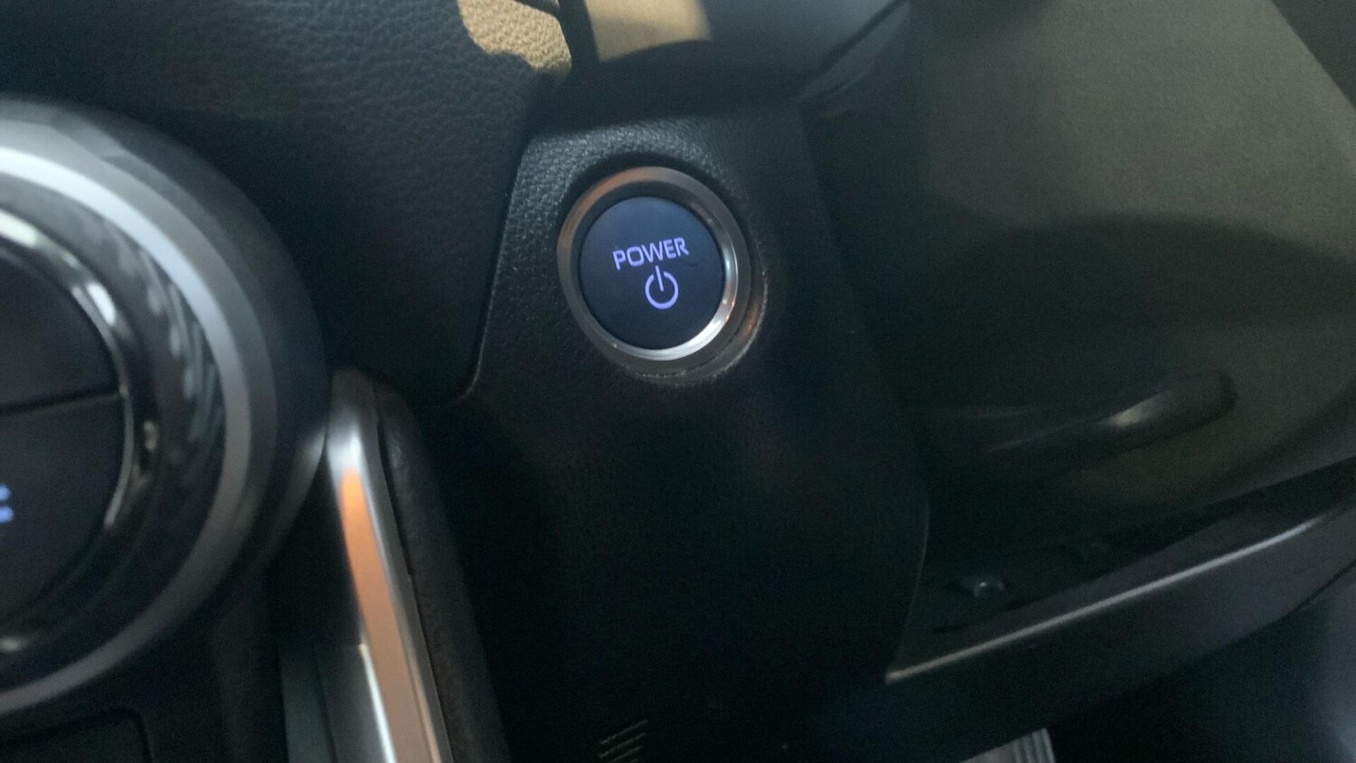 Used Toyota RAV4 2021 for sale - 76398770: Photo 36