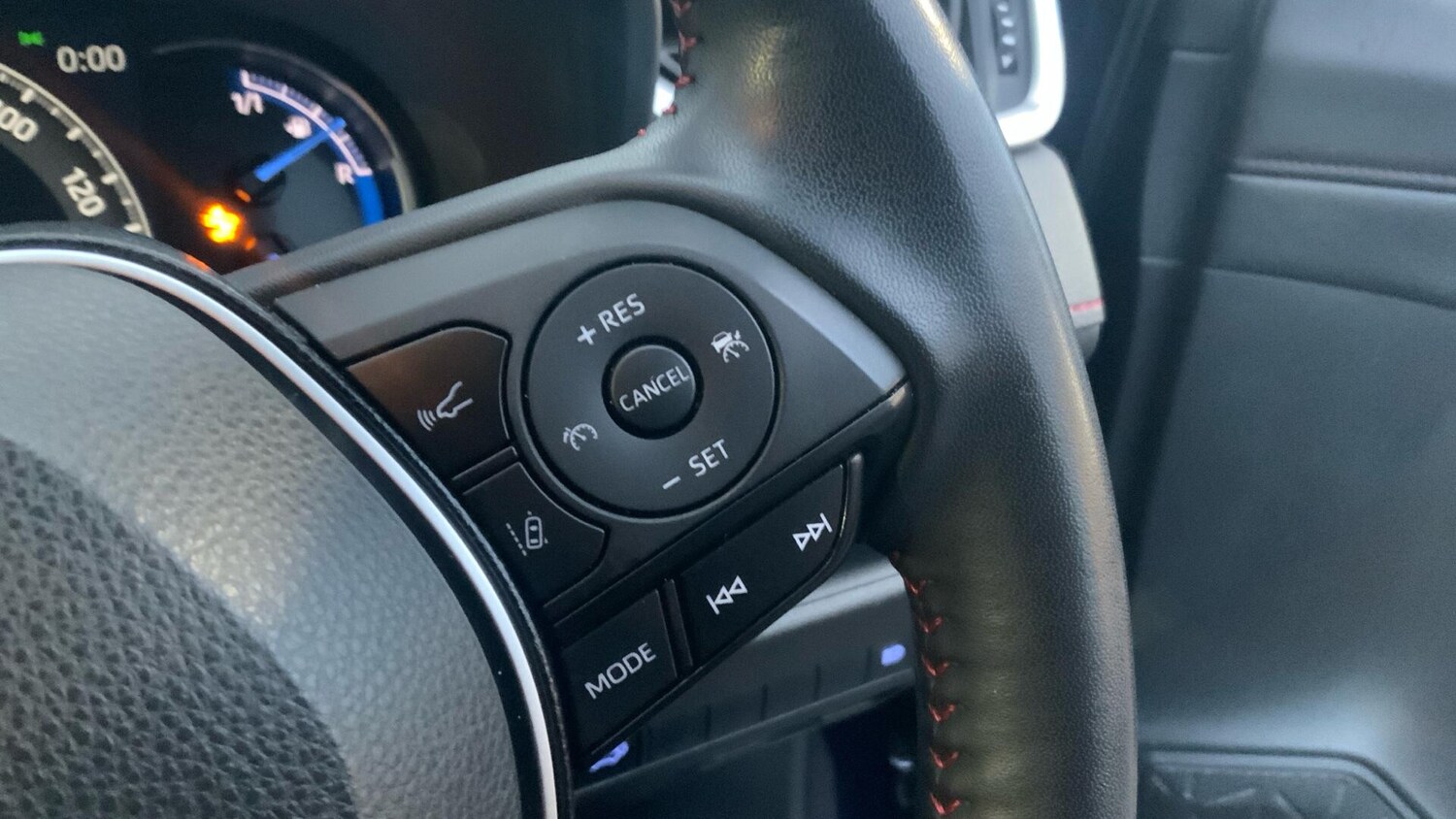 Used Toyota RAV4 2021 for sale - 76398770: Photo 37