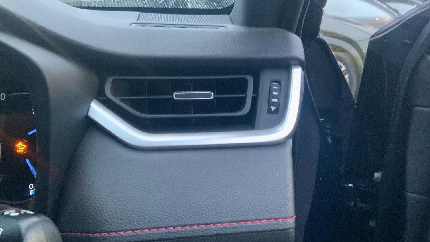 Used Toyota RAV4 2021 for sale - 76398770: Photo 41