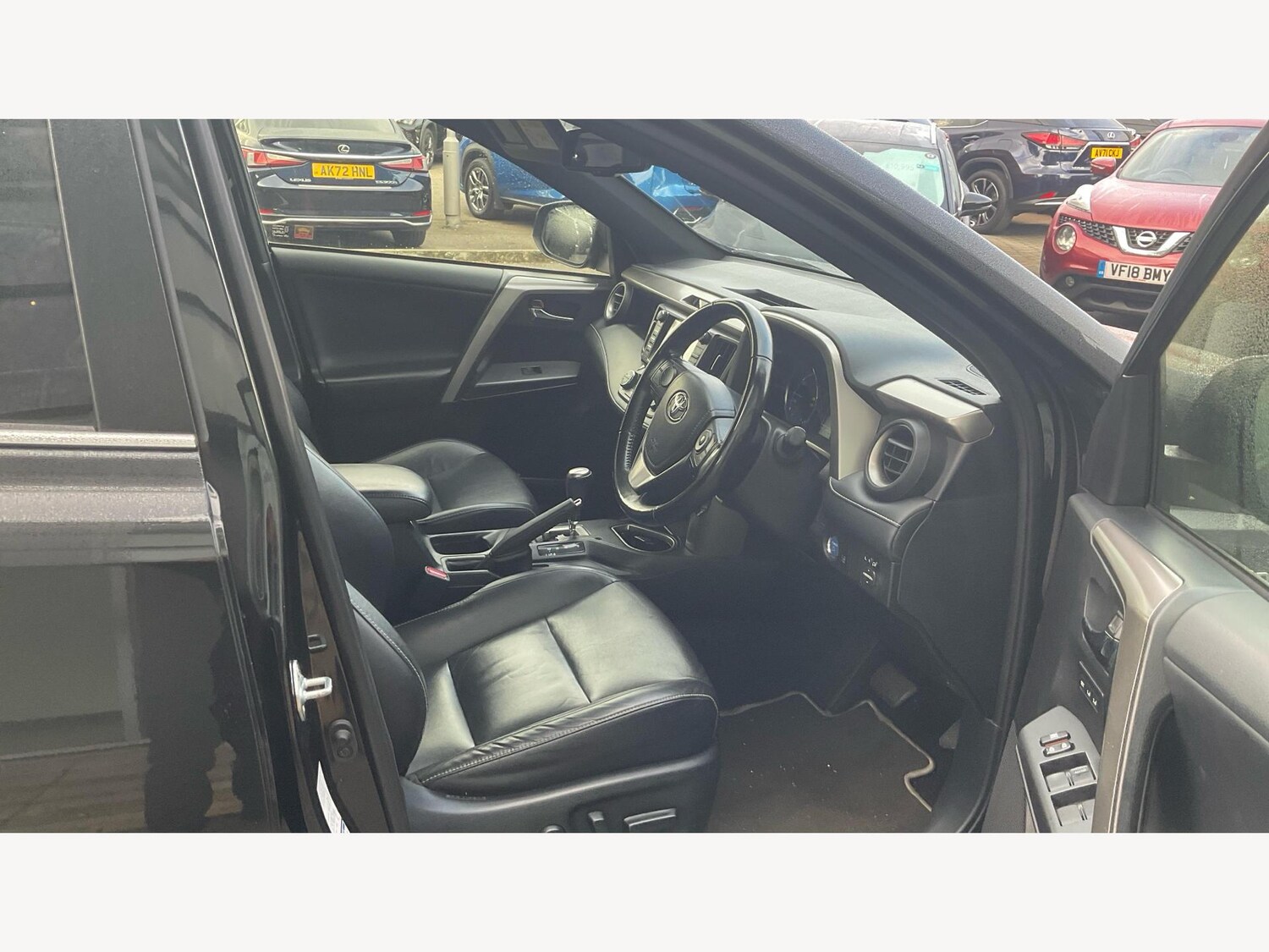 Used Toyota RAV4 2019 for sale - 76550282: Photo 13