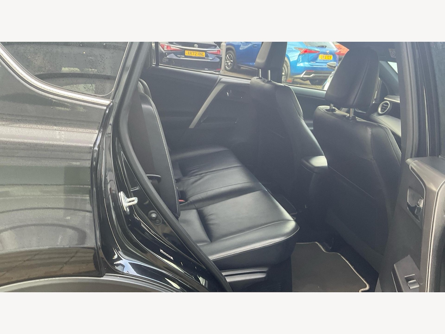 Used Toyota RAV4 2019 for sale - 76550282: Photo 14